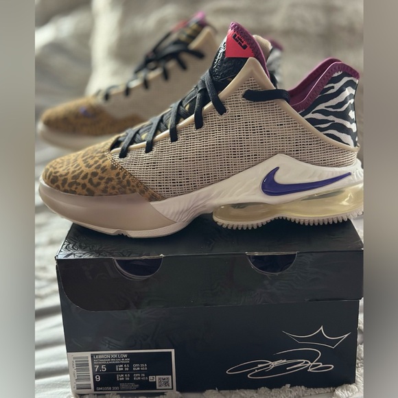 ✨BRAND NEW NIKE LEBRON XIX LOW SAFARI ANIMAL PRINT BASKETBALL SNEAKER SZ 7.5 main image 15